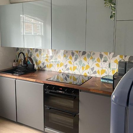 Two Bedroom Two Bathrooms Superior Apartment Londres Exterior foto